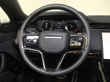 Range Rover Sport D300 Dynamic SE