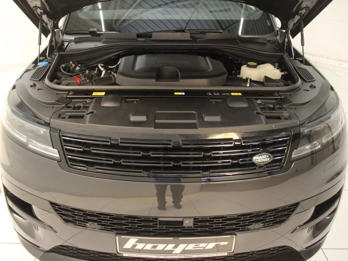 Range Rover Sport D300 Dynamic SE