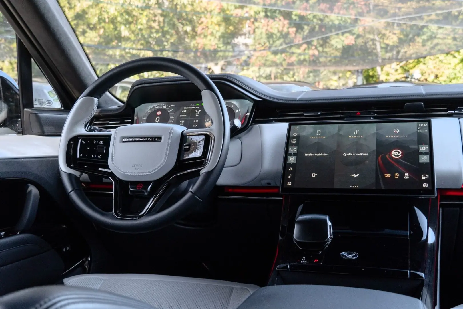 Range Rover Sport SV CARBON