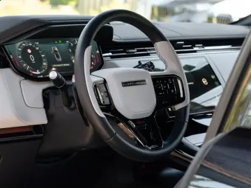 Range Rover Sport SV CARBON