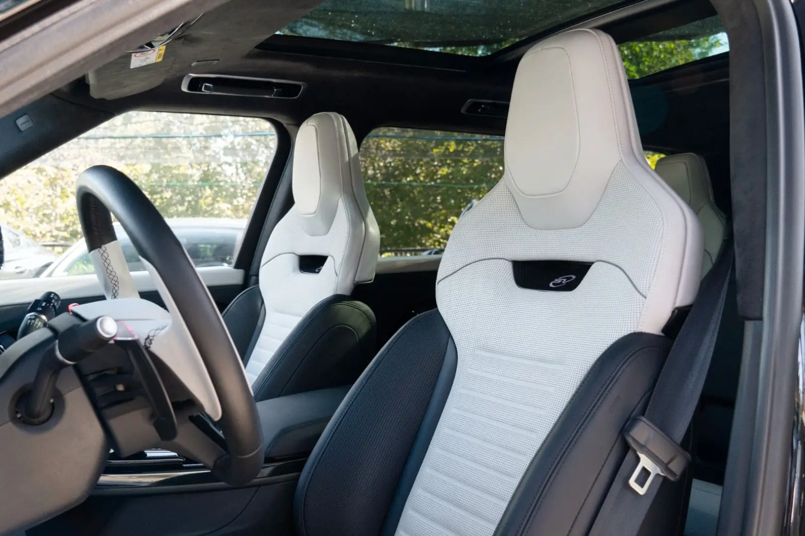 Range Rover Sport SV CARBON