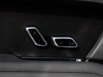 Range Rover Sport SV CARBON