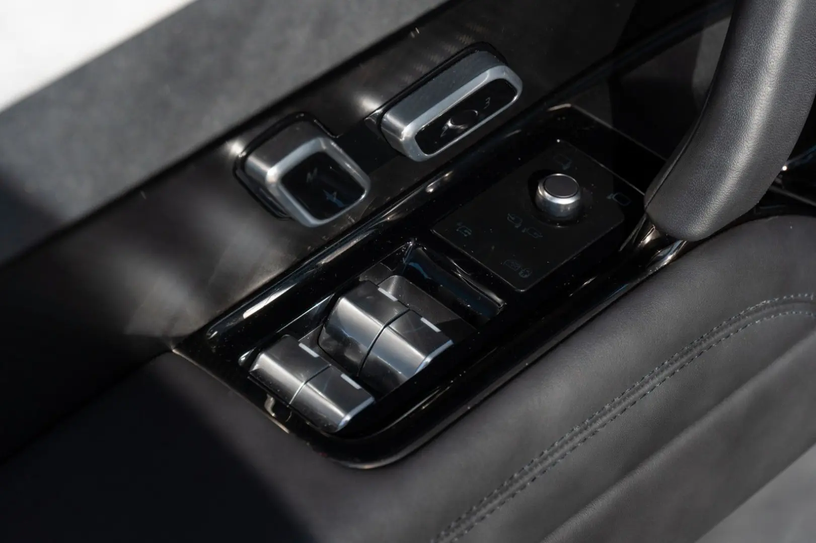 Range Rover Sport SV CARBON