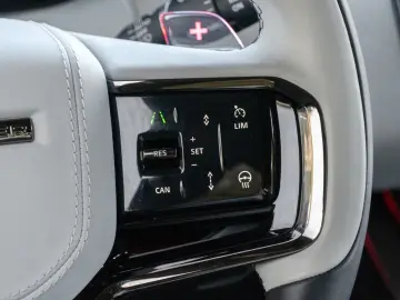 Range Rover Sport SV CARBON