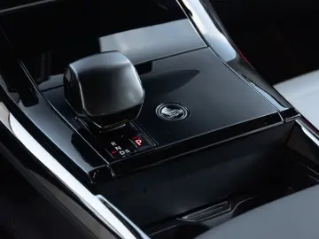 Range Rover Sport SV CARBON