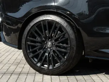 Range Rover Sport SV CARBON