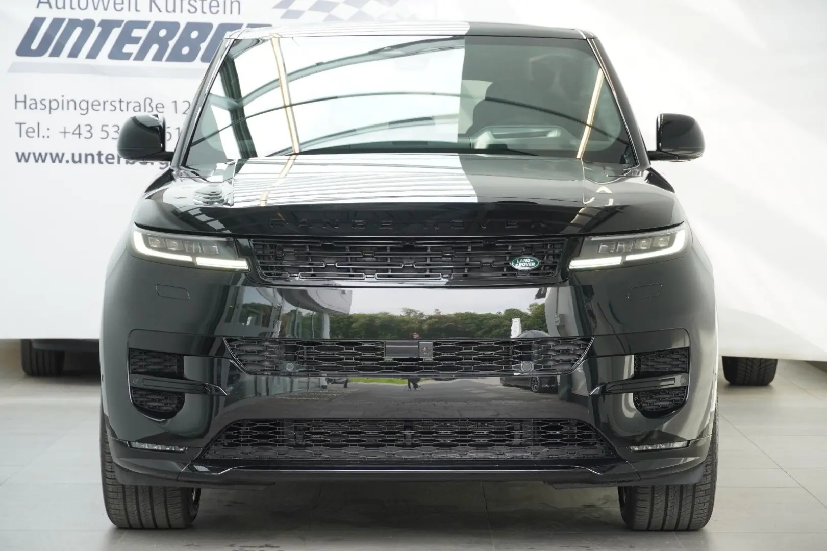 Range Rover Sport D300 Dynamic HSE