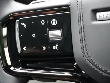 Range Rover Sport D300 Dynamic HSE