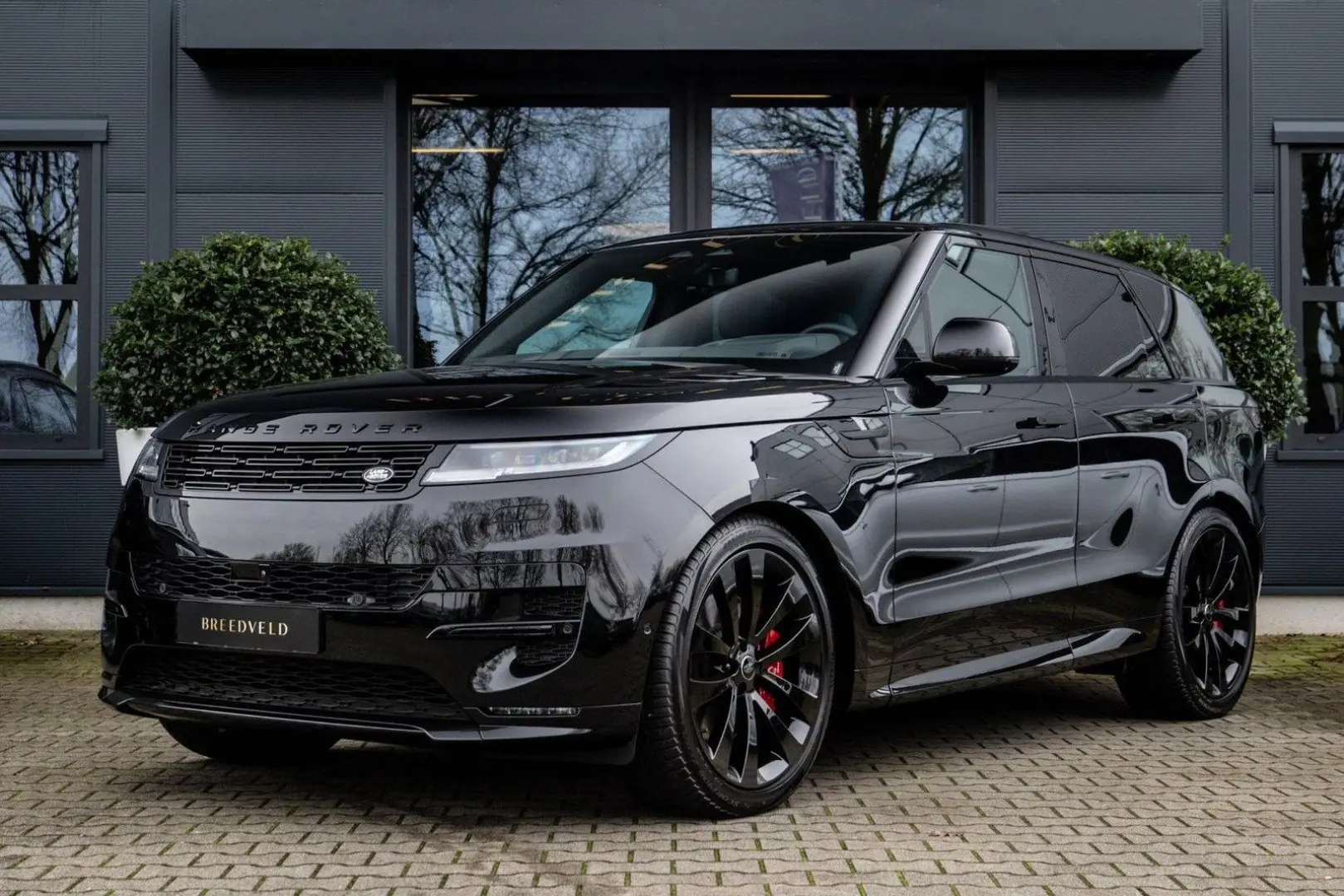 Range Rover Sport 4.4 P530 First Edition