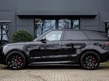 Range Rover Sport 4.4 P530 First Edition