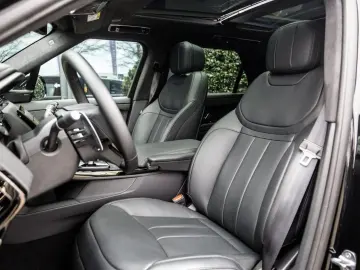 Range Rover Sport 4.4 P530 First Edition