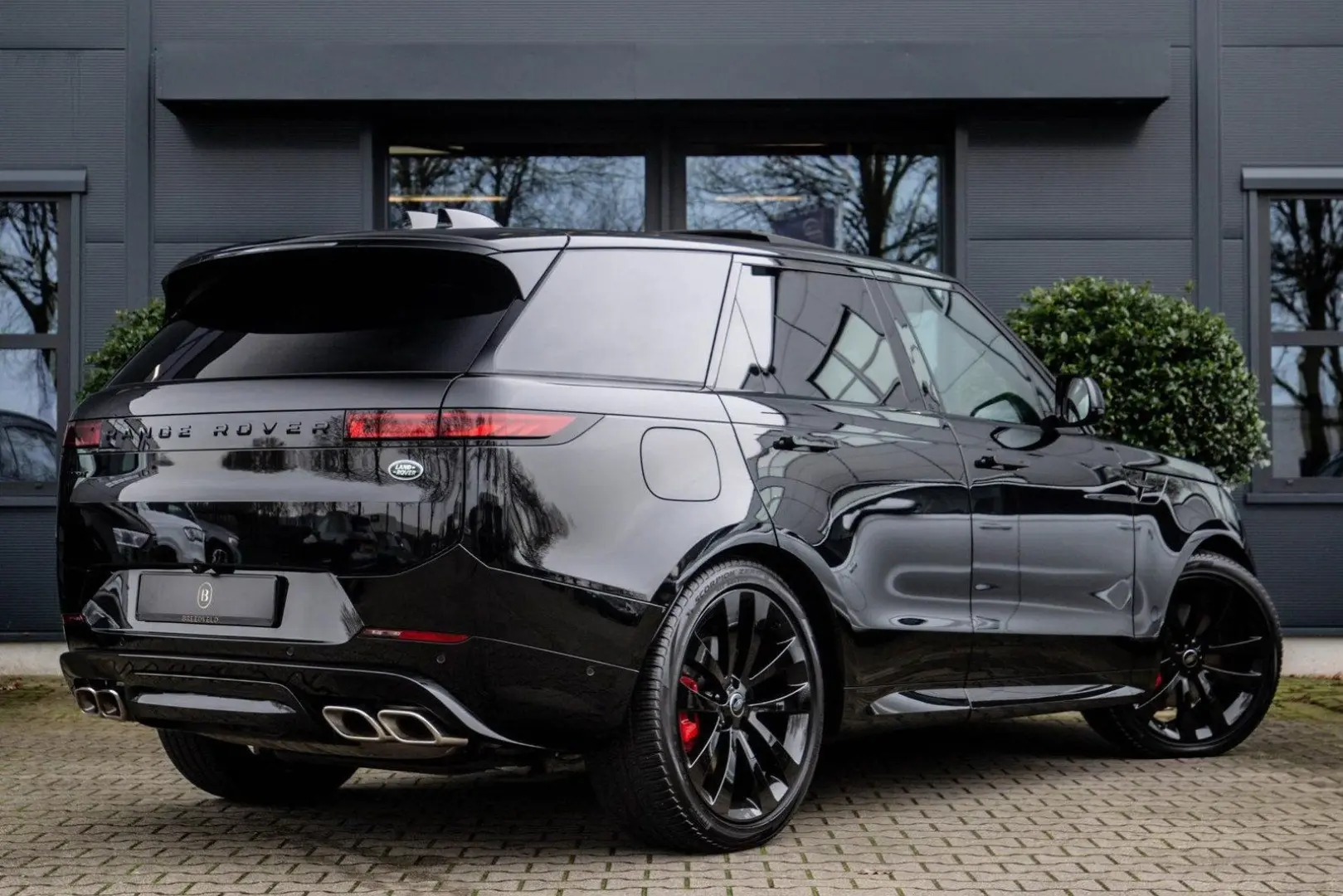 Range Rover Sport 4.4 P530 First Edition