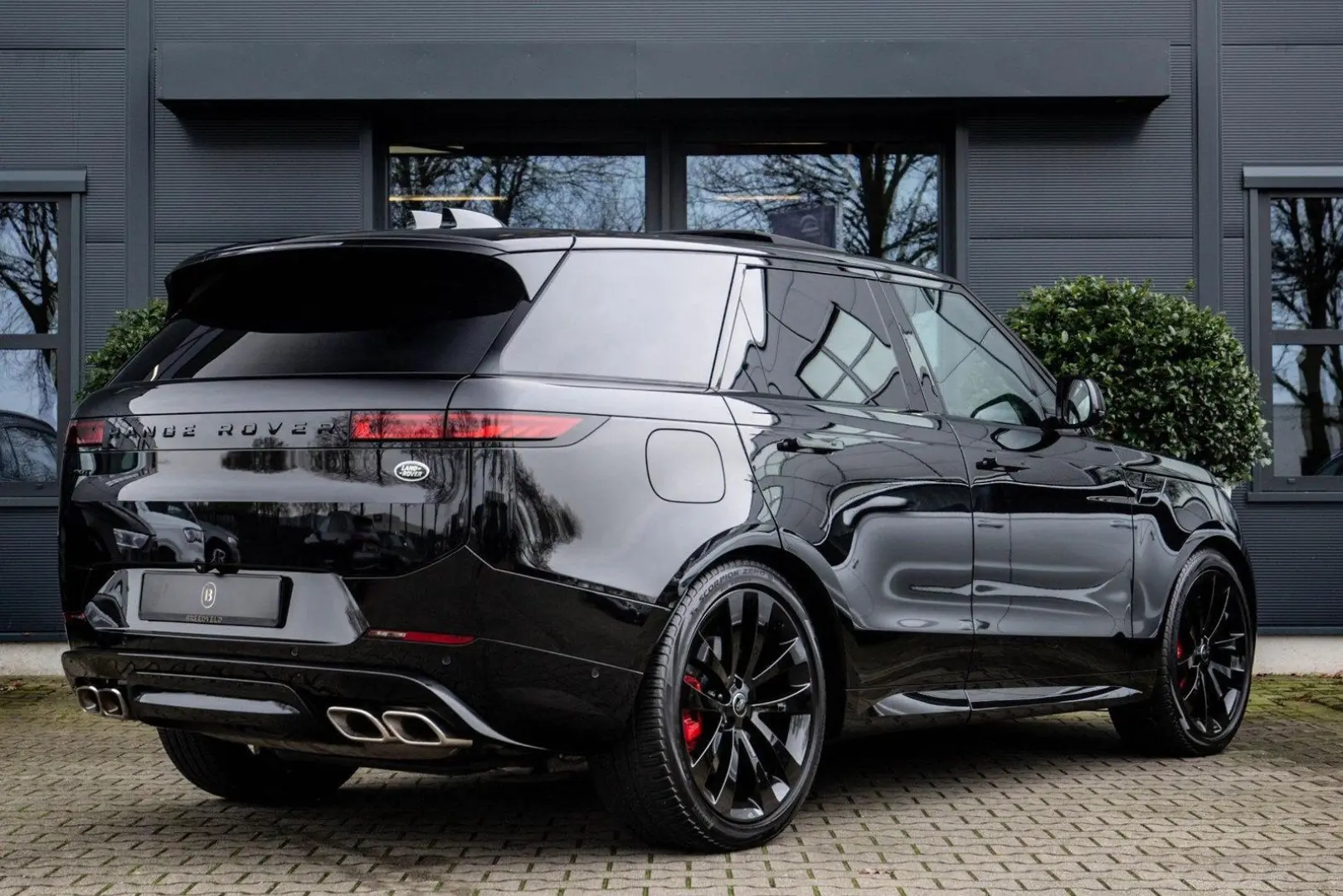 Range Rover Sport 4.4 P530 First Edition