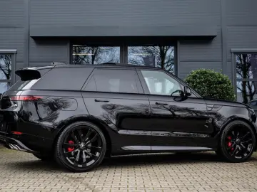 Range Rover Sport 4.4 P530 First Edition