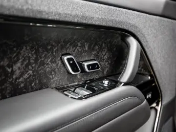 Range Rover Sport 4.4 P530 First Edition