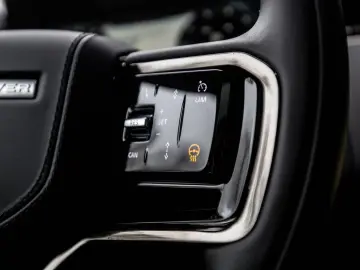 Range Rover Sport 4.4 P530 First Edition