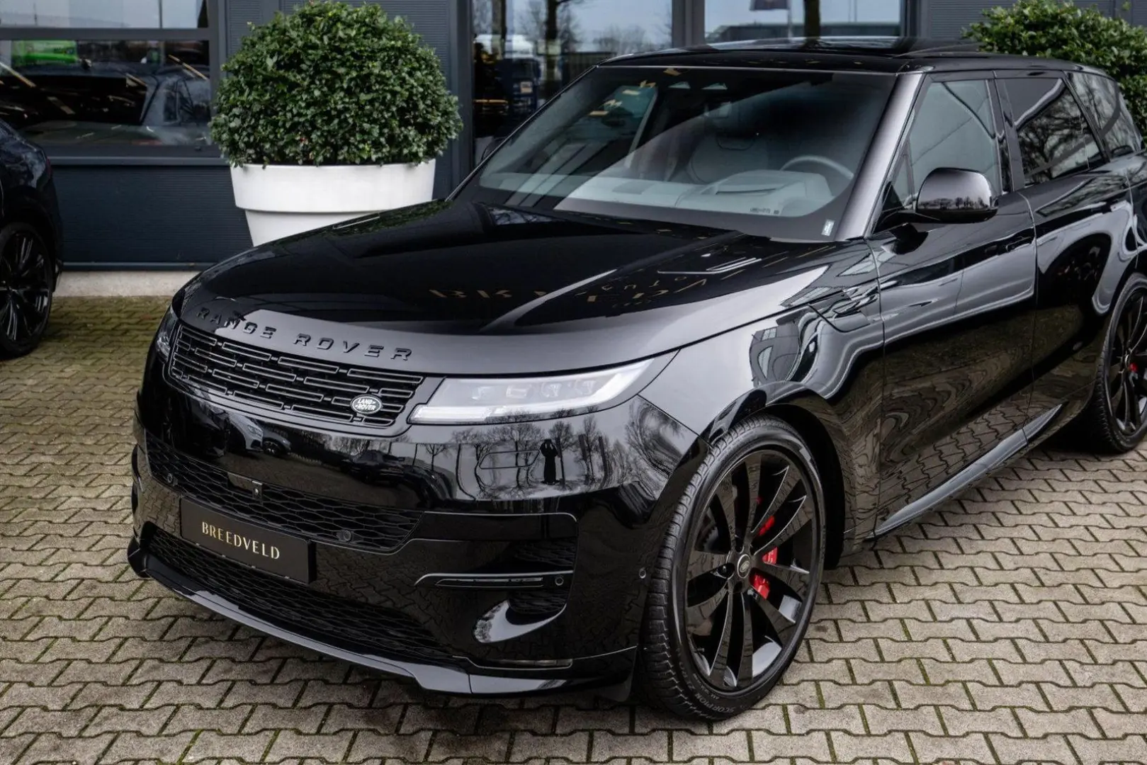 Range Rover Sport 4.4 P530 First Edition