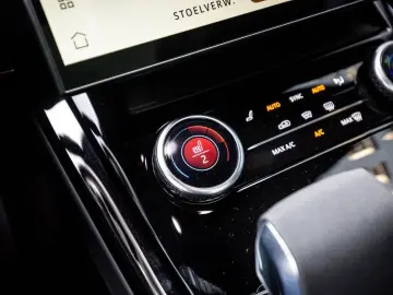 Range Rover Sport 4.4 P530 First Edition