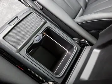 Range Rover Sport 4.4 P530 First Edition