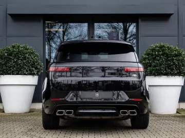 Range Rover Sport 4.4 P530 First Edition