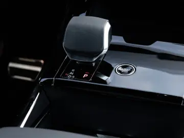 Range Rover Sport P460e Hybrid Dynamic