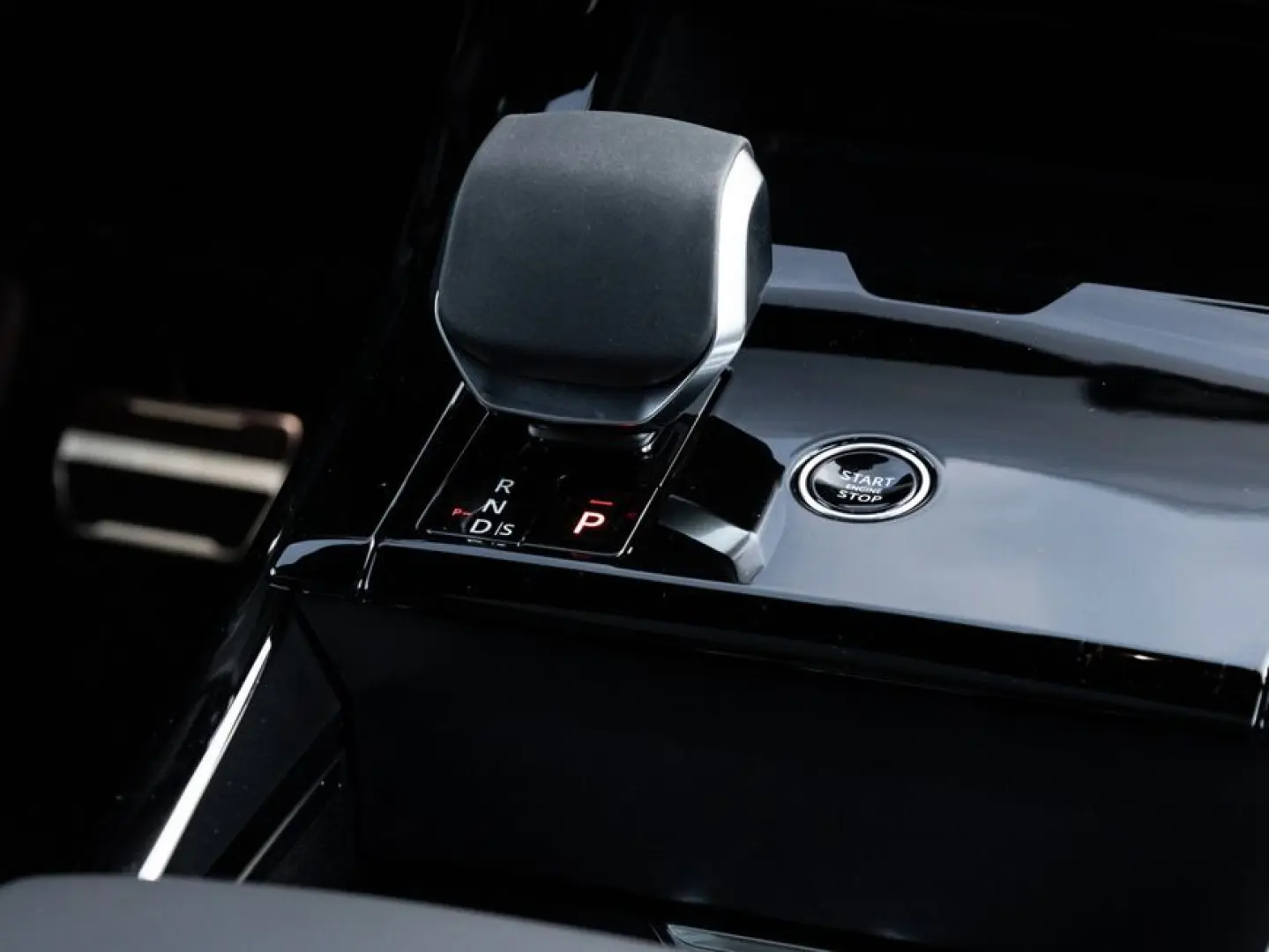 Range Rover Sport P460e Hybrid Dynamic