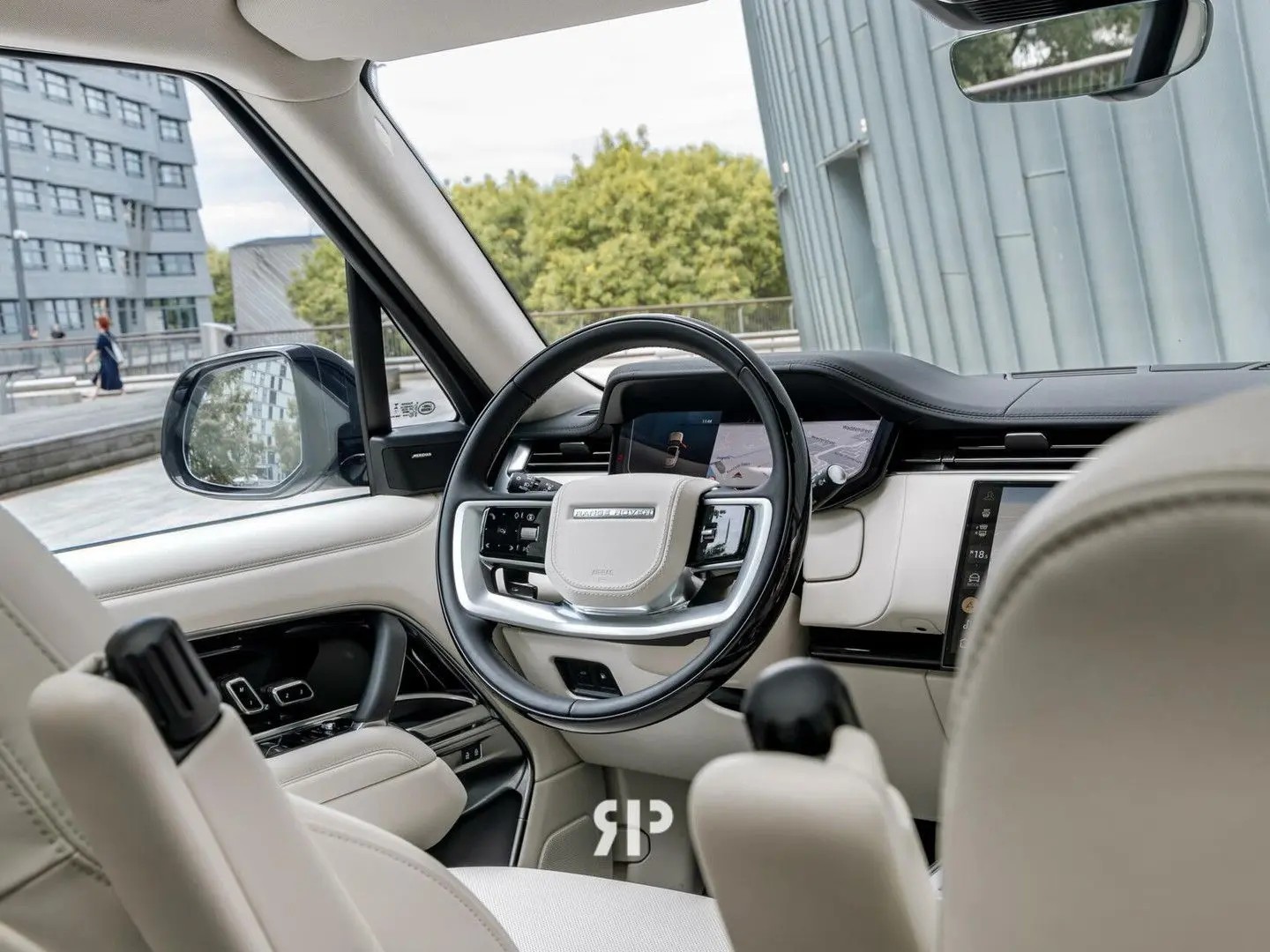 Range Rover P460e SE PHEV