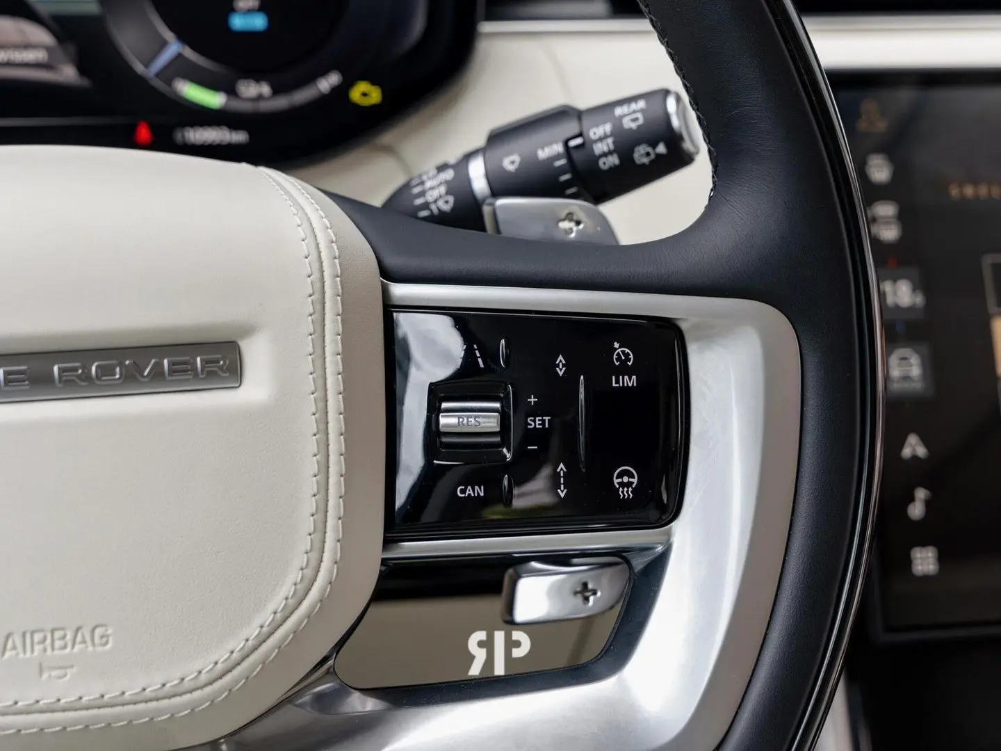 Range Rover P460e SE PHEV