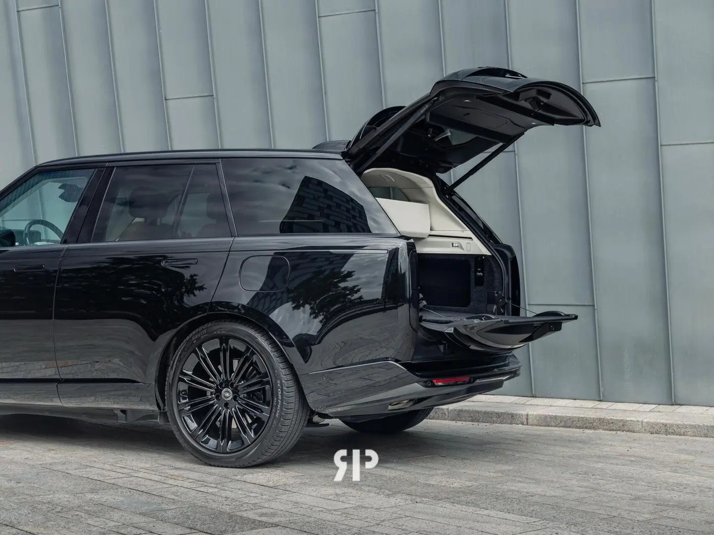 Range Rover P460e SE PHEV