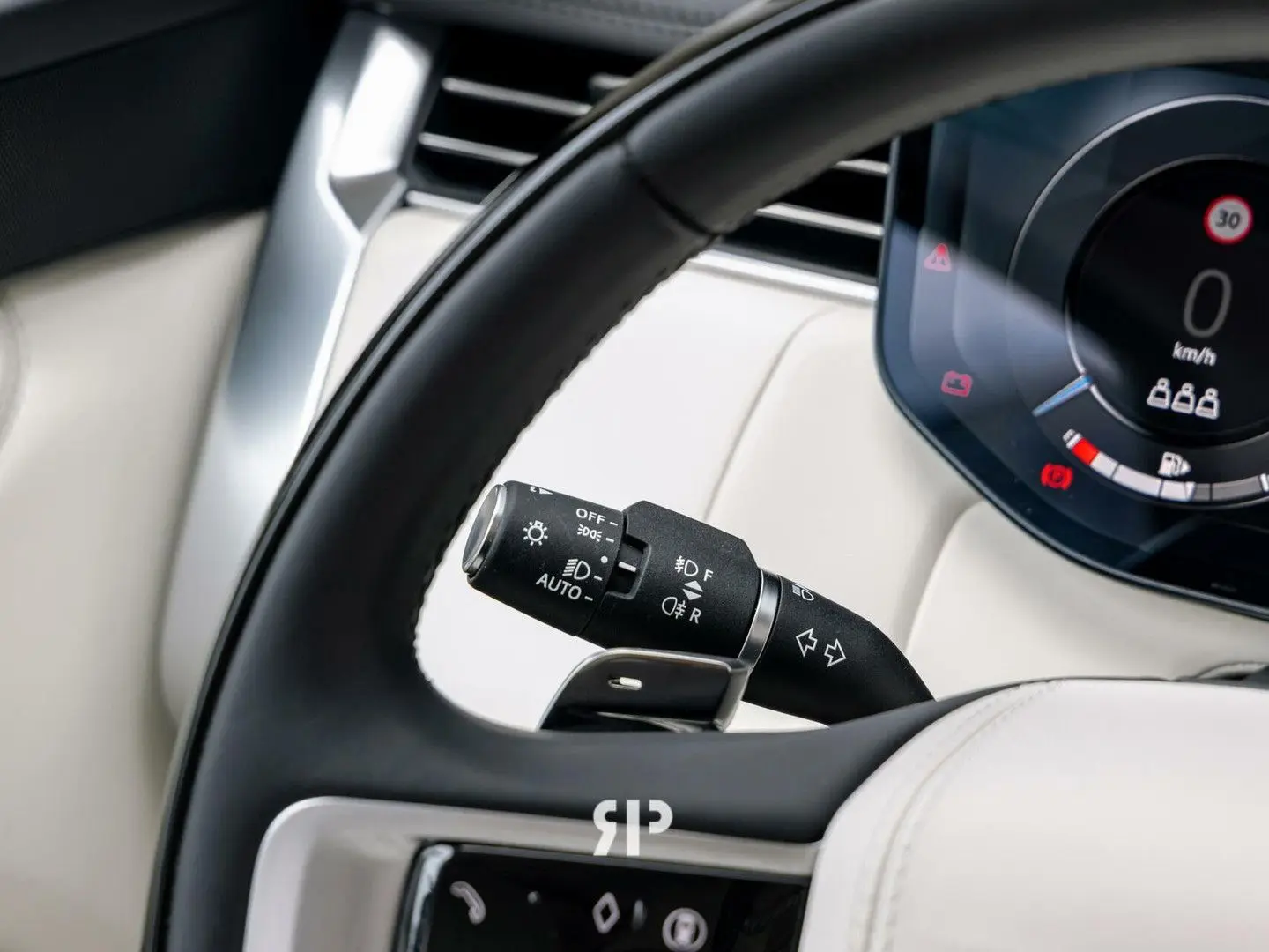 Range Rover P460e SE PHEV