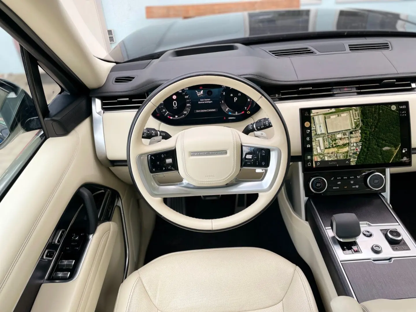 Range Rover 4.4 P530 Autobiography