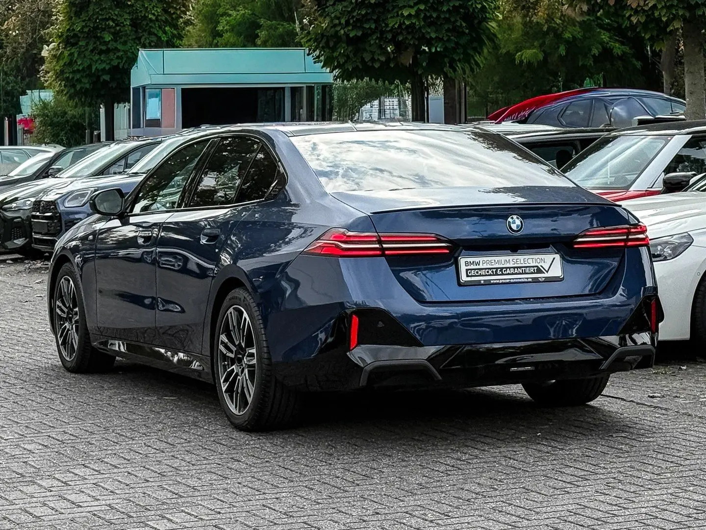 540d xDrive M Sport Pano 4 Zonen H&K LivCocProf