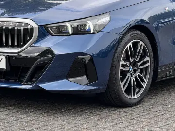 540d xDrive M Sport Pano 4 Zonen H&K LivCocProf
