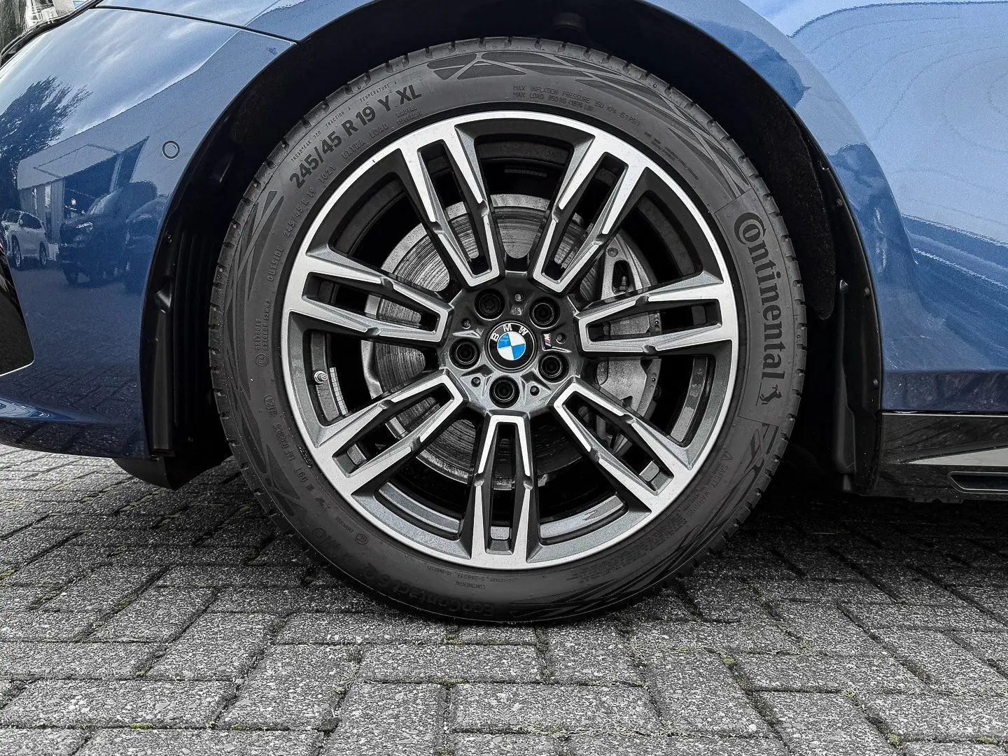 540d xDrive M Sport Pano 4 Zonen H&K LivCocProf