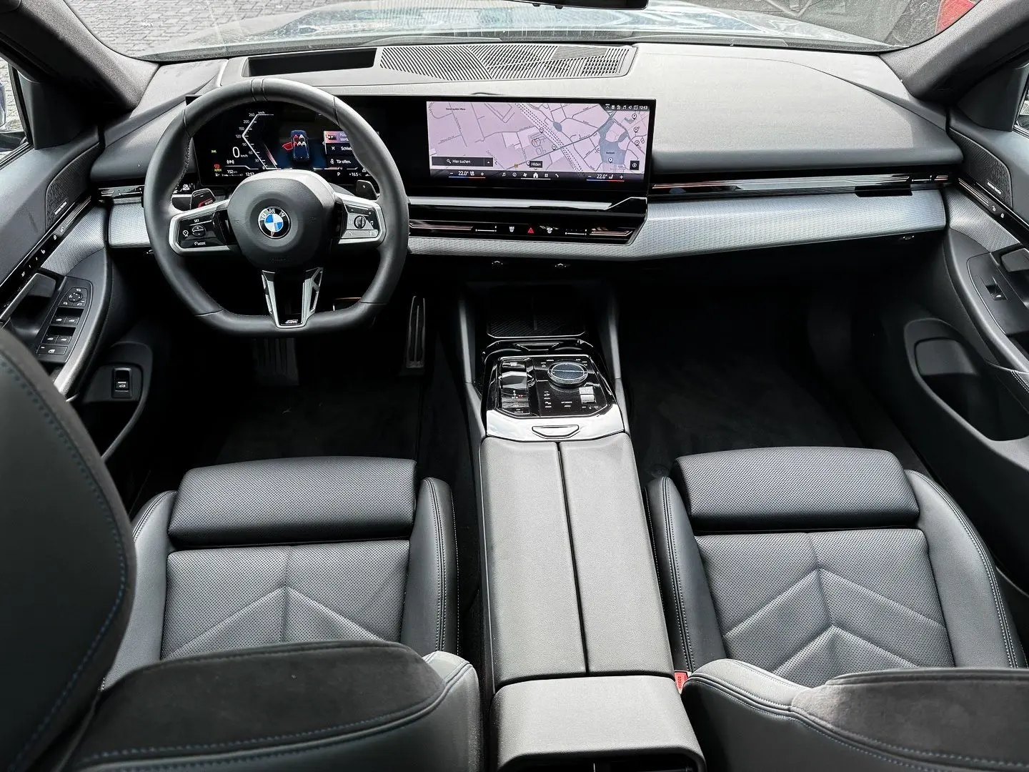 540d xDrive M Sport Pano 4 Zonen H&K LivCocProf