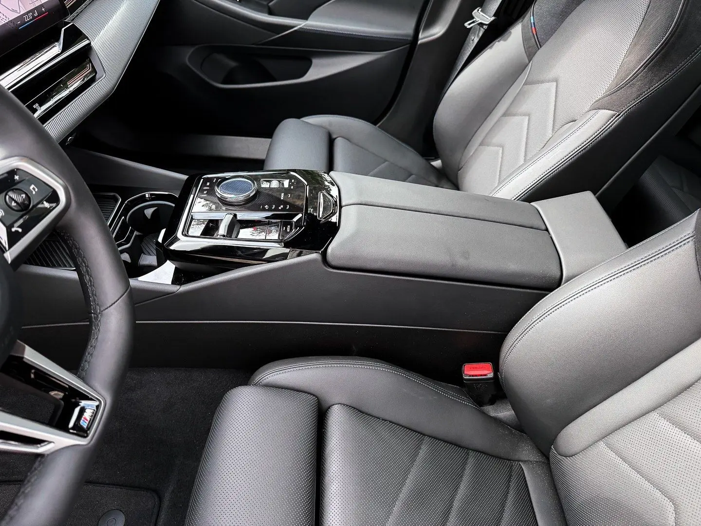 540d xDrive M Sport Pano 4 Zonen H&K LivCocProf