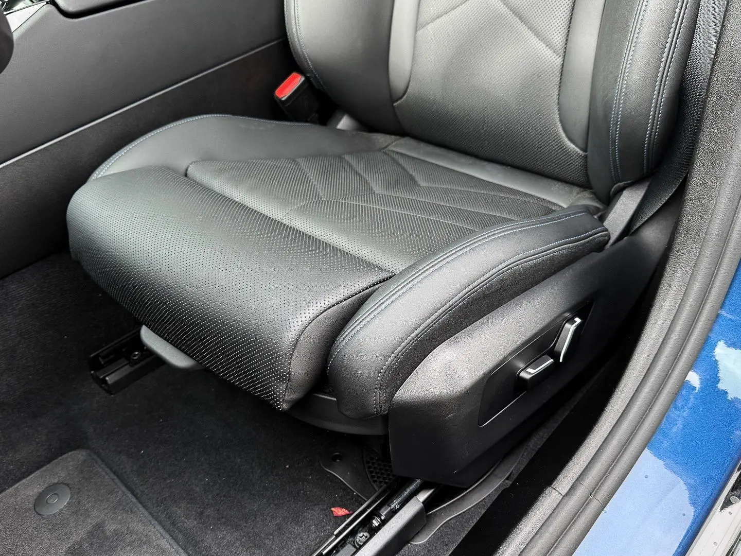 540d xDrive M Sport Pano 4 Zonen H&K LivCocProf