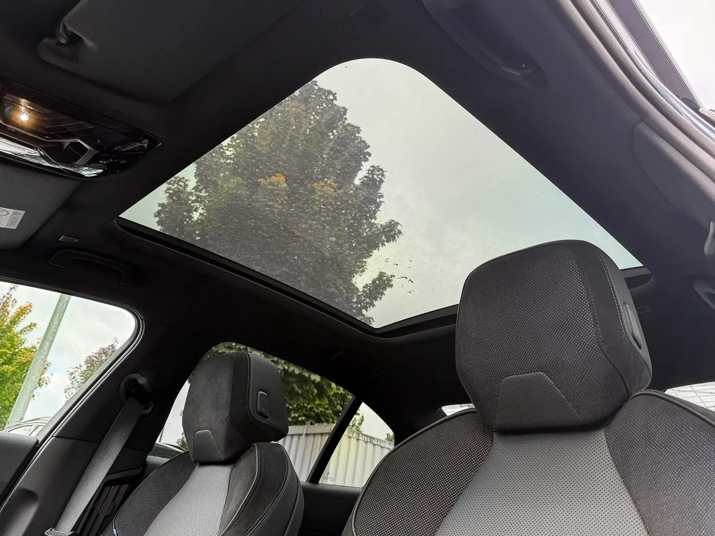 540d xDrive M Sport Pano 4 Zonen H&K LivCocProf