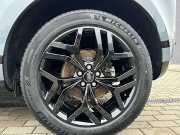 Range Rover Evoque Diesel D200 R-Dynamic SE