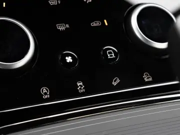 Range Rover Evoque P200 R-Dynamic SE