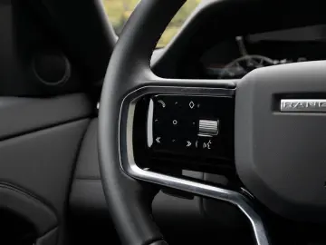 Range Rover Evoque P200 R-Dynamic SE