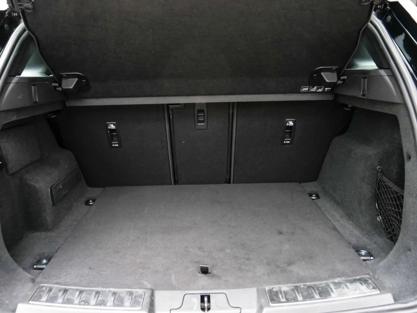 Range Rover Evoque D200 Dynamic SE Facelift