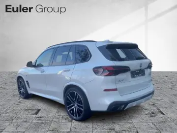 X5 xDr50e M-Sport