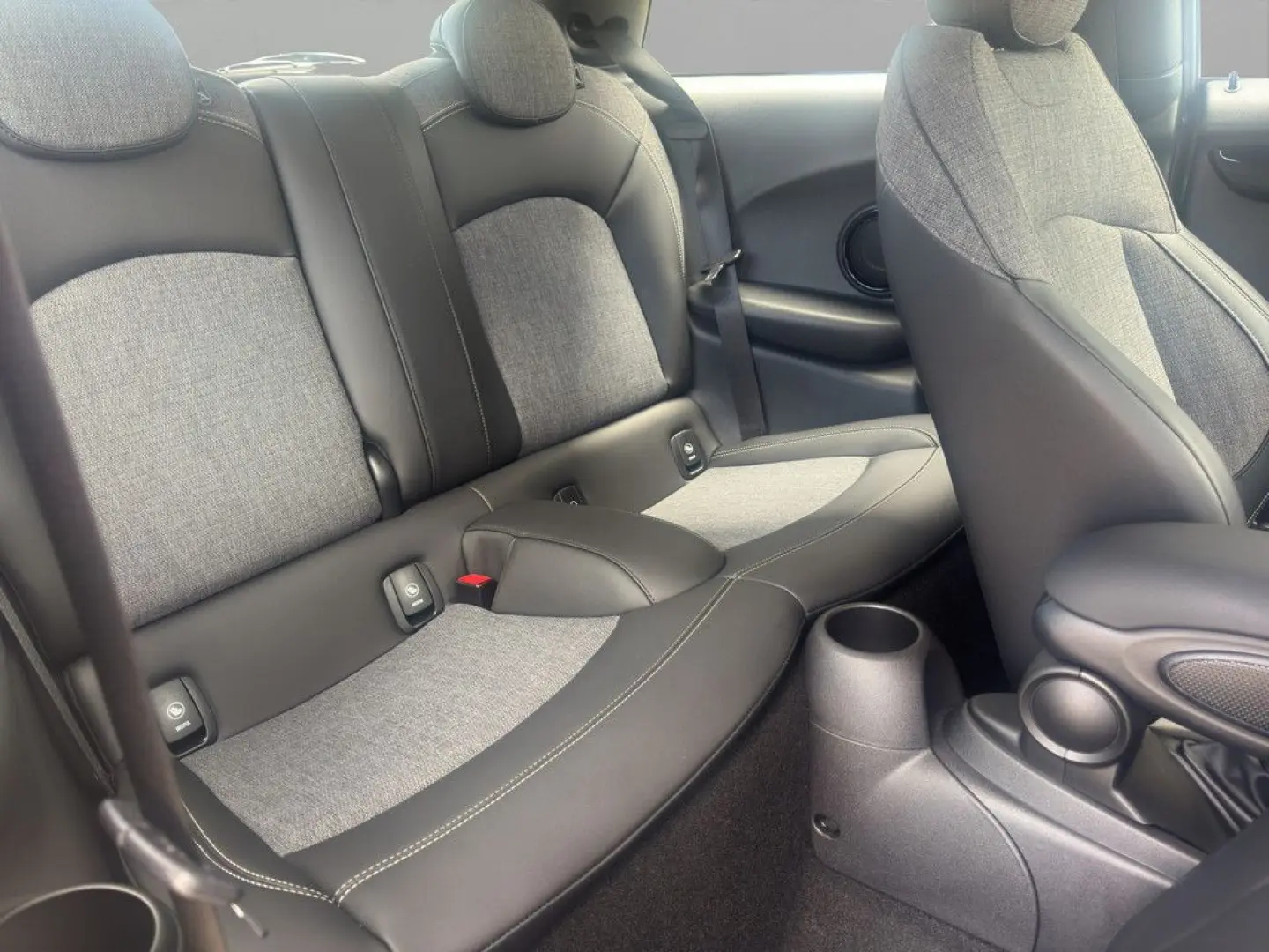 Cooper CHILI LED NAVI SPORTSITZ PDC SHZ 15