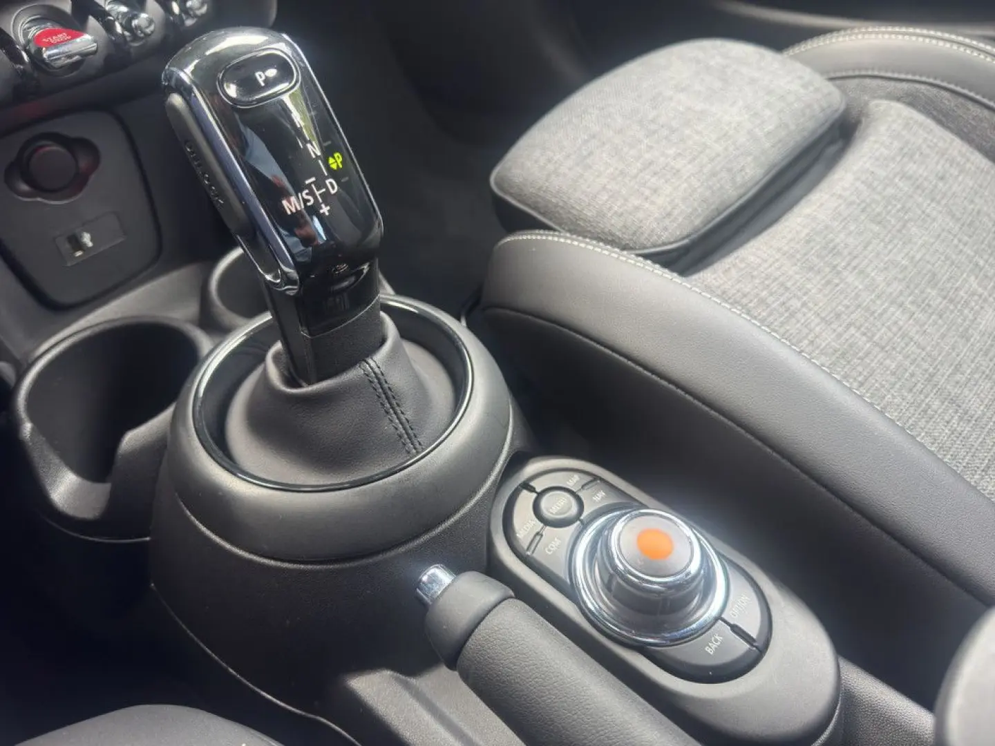 Cooper CHILI LED NAVI SPORTSITZ PDC SHZ 15