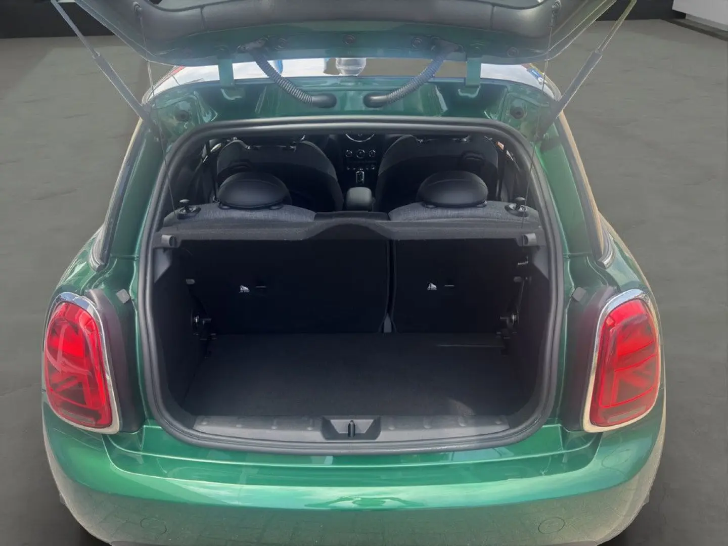 Cooper CHILI LED NAVI SPORTSITZ PDC SHZ 15