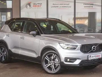 VOLVO XC40 AWD T5 R-DESIGN