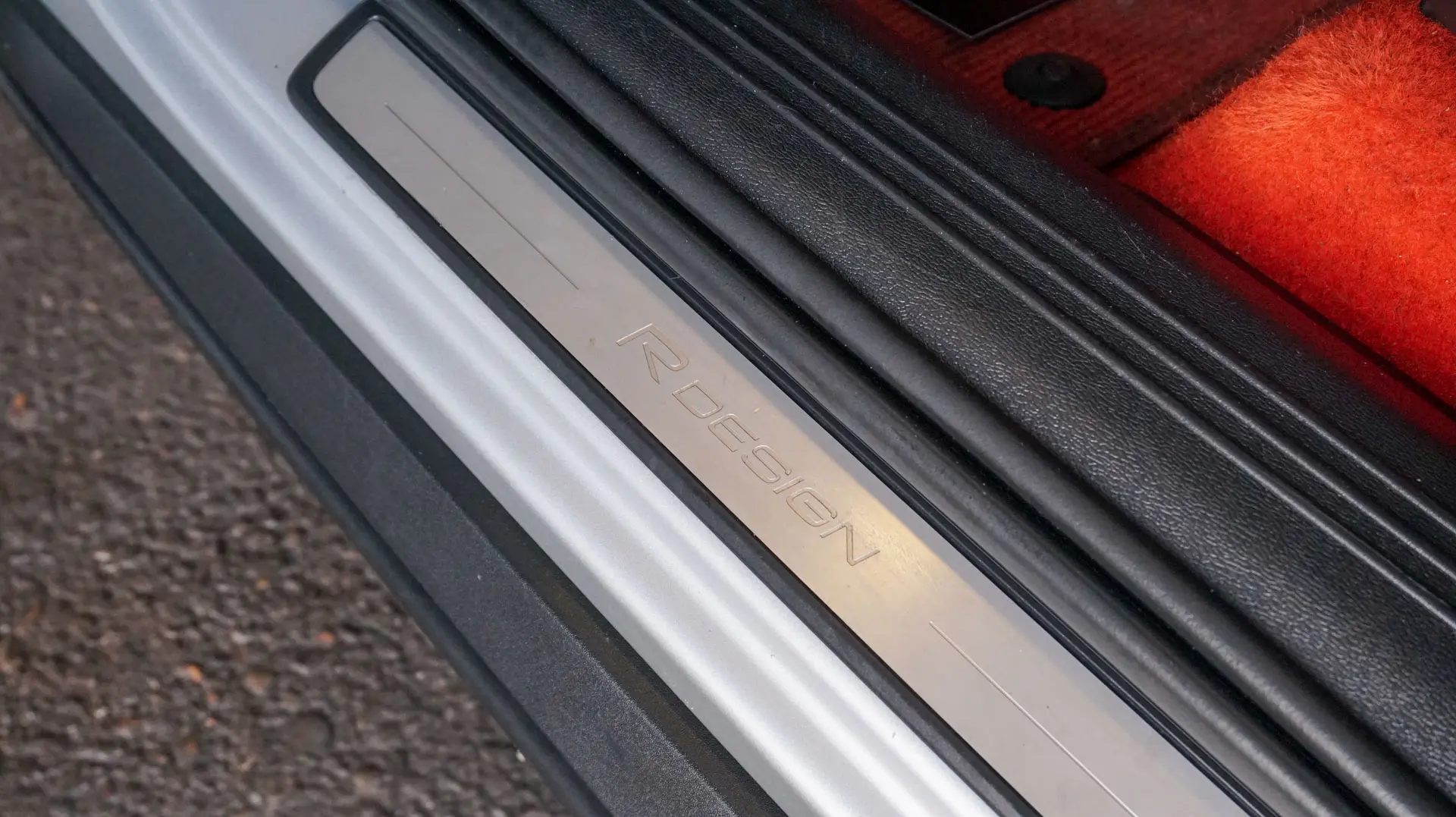 VOLVO XC40 AWD T5 R-DESIGN