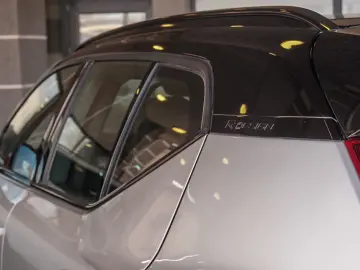 VOLVO XC40 AWD T5 R-DESIGN