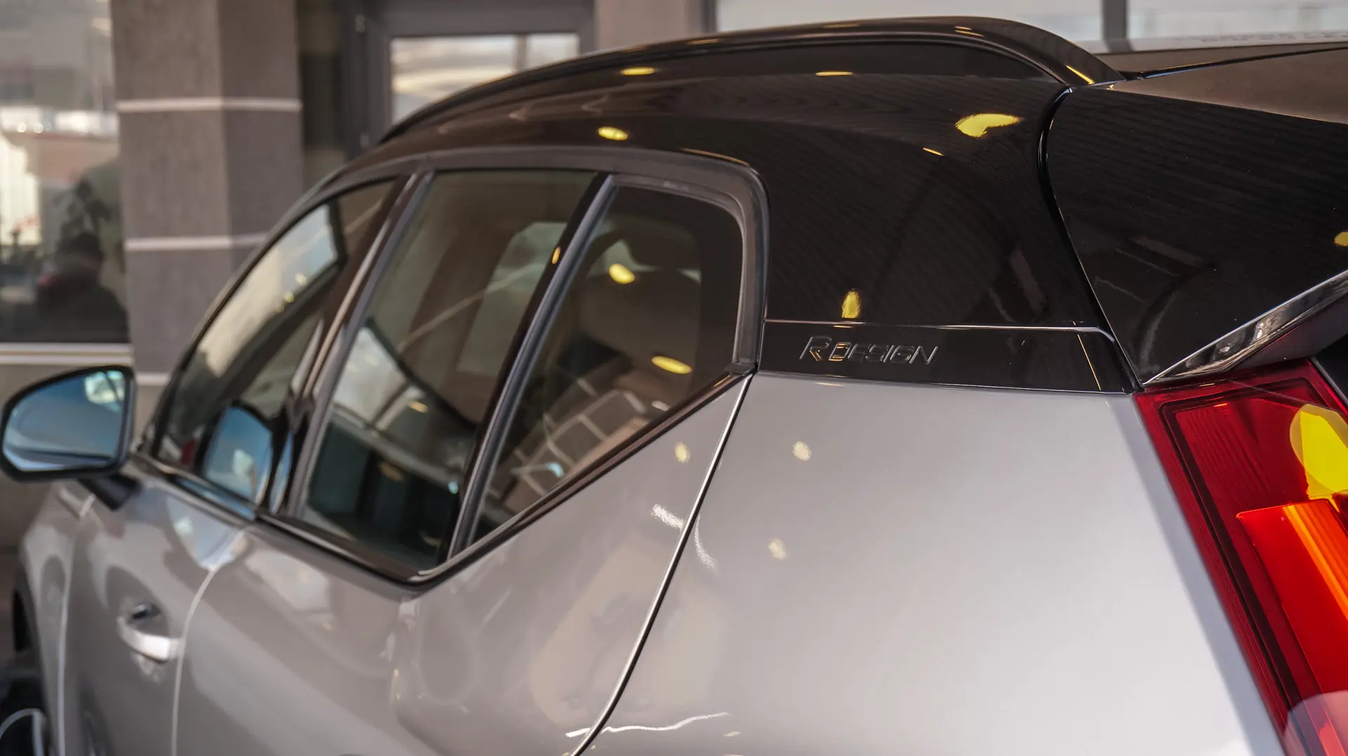 VOLVO XC40 AWD T5 R-DESIGN